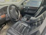 Volkswagen Touareg 2004 года за 3 200 000 тг. в Костанай – фото 5