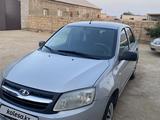 ВАЗ (Lada) Granta 2190 2013 годаүшін2 650 000 тг. в Актау – фото 2