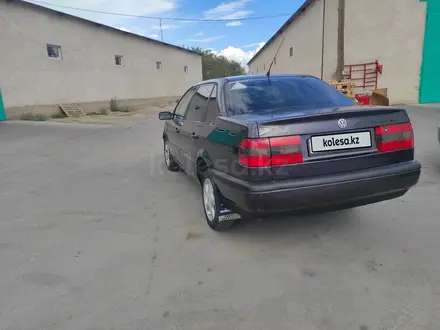 Volkswagen Passat 1994 года за 1 600 000 тг. в Кызылорда – фото 4