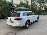 Volkswagen Passat 2022 годаүшін22 500 000 тг. в Астана – фото 3