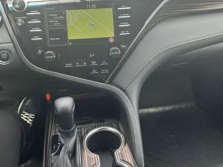 Toyota Camry 2018 года за 15 200 000 тг. в Жетысай – фото 8