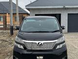 Toyota Vellfire 2010 года за 5 000 000 тг. в Атырау – фото 2