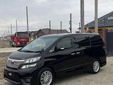 Toyota Vellfire 2010 года за 5 000 000 тг. в Атырау