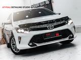 Toyota Camry 2017 года за 16 800 000 тг. в Атырау