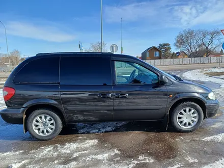 Chrysler Voyager 2003 года за 6 800 000 тг. в Петропавловск – фото 4