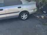 Mitsubishi Carisma 1998 года за 650 000 тг. в Алматы – фото 2