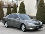 Toyota Camry 2004 годаүшін6 350 000 тг. в Туркестан – фото 2