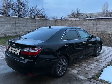 Toyota Camry 2018 года за 12 400 000 тг. в Тараз