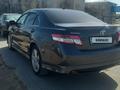 Toyota Camry 2010 года за 6 890 000 тг. в Актобе – фото 4