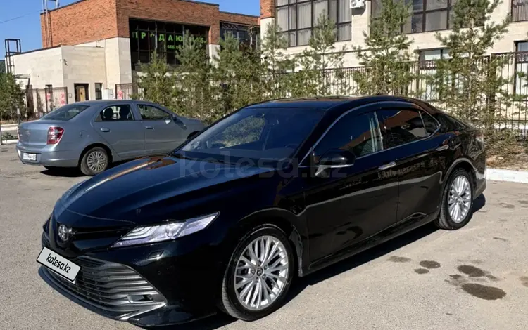 Toyota Camry 2019 года за 12 000 000 тг. в Караганда