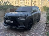 Lexus LX 570 2016 года за 38 500 000 тг. в Актау