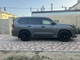 Lexus LX 570 2016 года за 38 500 000 тг. в Актау – фото 2