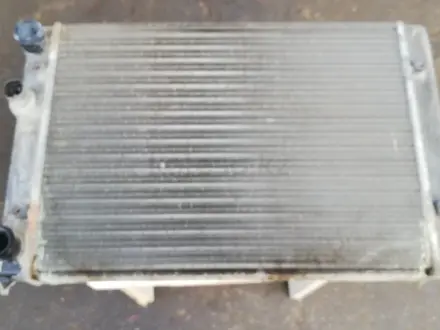 Радиатор на Гольф 3 за 10 000 тг. в Алматы