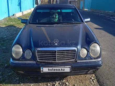 Mercedes-Benz E 280 1996 года за 2 200 000 тг. в Тараз