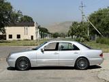 Mercedes-Benz E 320 1999 годаүшін3 500 000 тг. в Тараз – фото 2