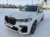 BMW X7 2022 года за 49 300 000 тг. в Астана – фото 2