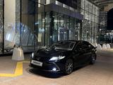 Toyota Camry 2022 года за 18 000 000 тг. в Астана