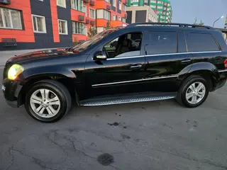 Mercedes-Benz GL 550