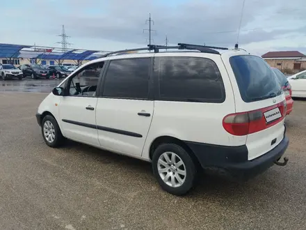 Ford Galaxy 1997 года за 2 000 000 тг. в Актау – фото 3