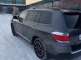 Toyota Highlander 2012 года за 7 500 000 тг. в Уральск – фото 2