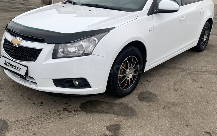 Chevrolet Cruze 2011 года за 3 800 000 тг. в Костанай