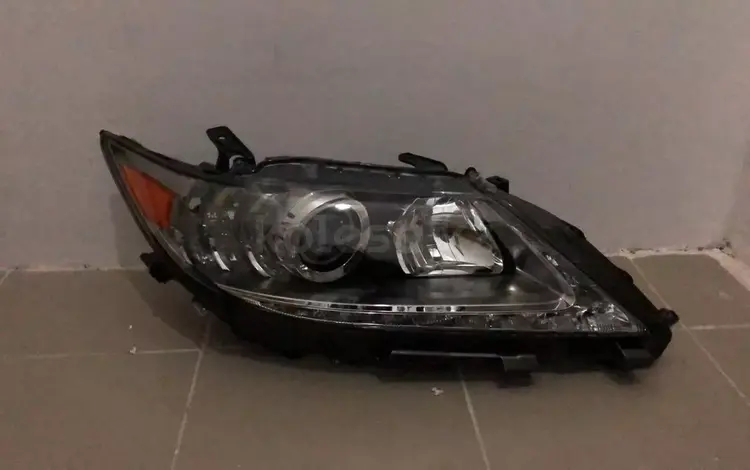 Фара правая Lexus ES es250 es350 ксенон за 120 000 тг. в Астана