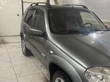 Chevrolet Niva 2015 года за 3 300 000 тг. в Державинск – фото 2