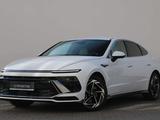 Hyundai Sonata 2023 года за 13 450 000 тг. в Астана