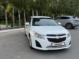 Chevrolet Cruze 2014 года за 3 000 000 тг. в Шымкент – фото 2