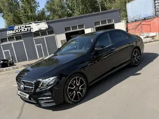 Mercedes-Benz E 43 AMG