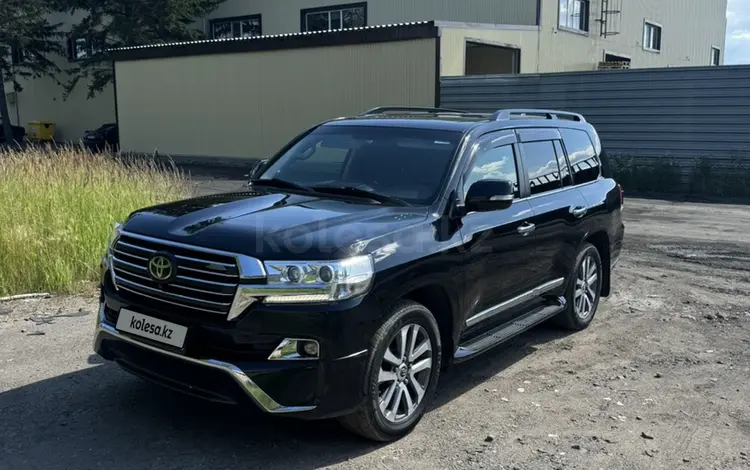 Toyota Land Cruiser 2017 года за 33 500 000 тг. в Астана