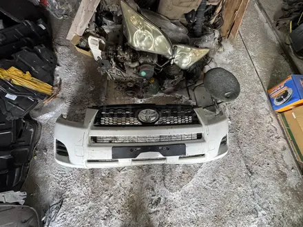 Передний бампер на Toyota Rav4 б/у оригинал за 150 000 тг. в Астана
