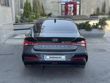 Hyundai Elantra 2023 года за 8 500 000 тг. в Шымкент – фото 5