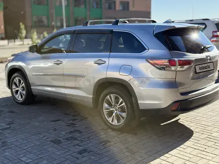 Toyota Highlander 2016 года за 14 800 000 тг. в Актобе – фото 3