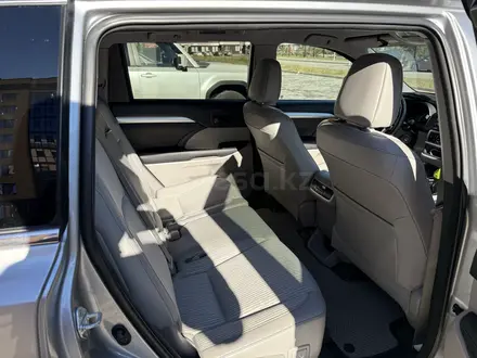 Toyota Highlander 2016 года за 14 800 000 тг. в Актобе – фото 11