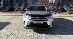 Toyota Highlander 2016 года за 14 800 000 тг. в Актобе