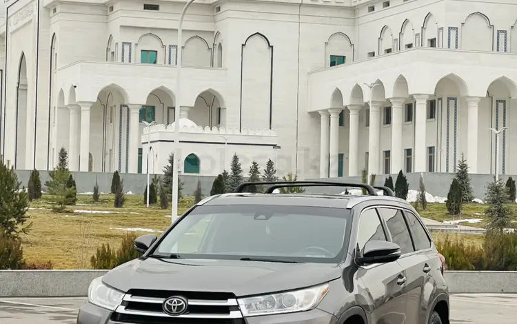 Toyota Highlander 2019 годаүшін19 500 000 тг. в Алматы