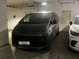 Hyundai Staria 2023 года за 21 500 000 тг. в Алматы