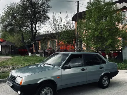 ВАЗ (Lada) 21099 2001 года за 750 000 тг. в Шымкент – фото 2