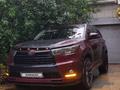 Toyota Highlander 2014 годаfor20 000 000 тг. в Астана