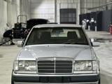 Mercedes-Benz E 300 1993 годаfor2 100 000 тг. в Тараз – фото 4