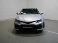 Toyota Camry Luxe 2023 года за 21 500 000 тг. в Актобе – фото 2