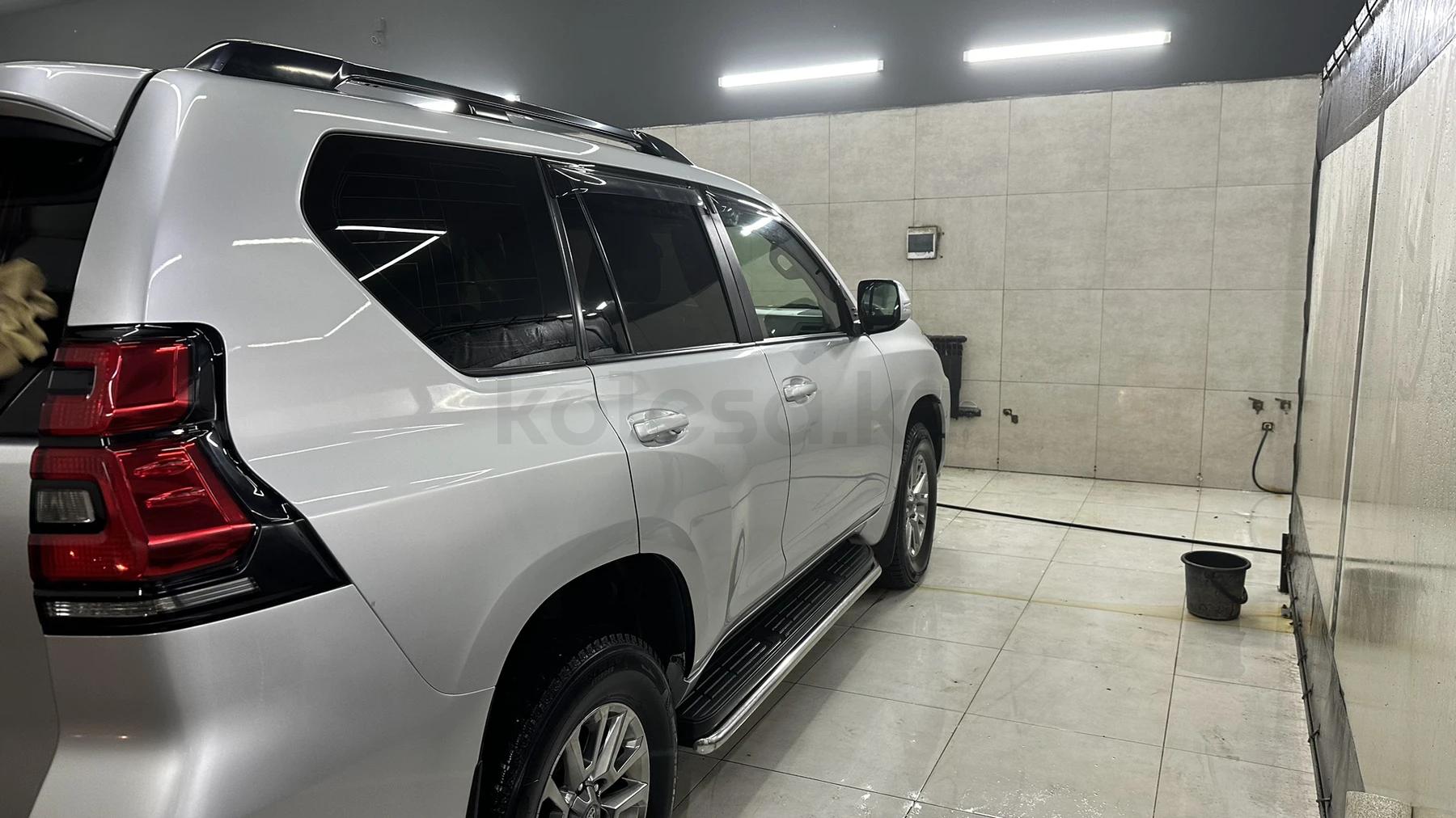 Toyota Land Cruiser Prado 2019 г.