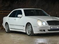 Mercedes-Benz E 320 2001 года за 5 300 000 тг. в Жанаозен