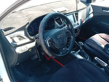 Hyundai Accent 2020 года за 7 500 000 тг. в Актау – фото 6