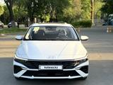 Hyundai Elantra 2023 года за 10 400 000 тг. в Алматы – фото 2