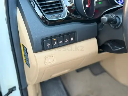 Kia Carnival 2015 года за 10 700 000 тг. в Шымкент – фото 21