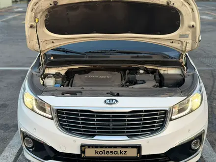 Kia Carnival 2015 года за 10 700 000 тг. в Шымкент – фото 9