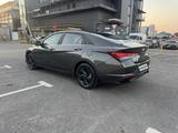 Hyundai Elantra 2022 года за 8 900 000 тг. в Шымкент – фото 4