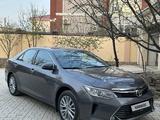 Toyota Camry 2015 года за 12 500 000 тг. в Актау – фото 2